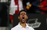 sejrsmaskine. Novak Djokovic jubler efter endnu en imponerende sejr mod verdens nummer et, spanske Rafael Nadal. 