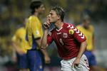 fremtid? Jon Dahl Tomasson er gledet helt ud af Feyenoords bevidsthed, mens danskeren har været skadet. Nu får han trods alt lov at træne med. 