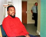 Anholdt. Innocent Sagahutu i Ringkøbing i Arrest i 2000, hvor han opholdt sig, inden han blev udleveret til FN-domstolen i Tanzania. 