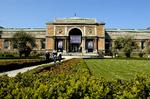 Modernisering. Parken foran Statens Museum for Kunst skal gøres mere tilgængelig. Arkitekterne skal dog tage hensyn til, at pladsen foran museet er fredet. 