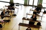 Forældet. Formanden for Danske Gymnasieelevers Sammenslutning kalder den ordinære prøveform »forældet«. 