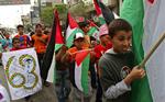 Protest. Gaza for to dage siden. Unge palæstinensere markerer 63 årsdagen for de massive forflytninger af palæstinensere, som fandt sted som følge af oprettelsen af Israel som selvstændig stat i 1948. 