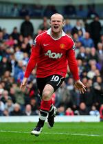 twitter-kamp. Wayne Rooney nøjes ikke med at udfordre på fodboldbanen. 
