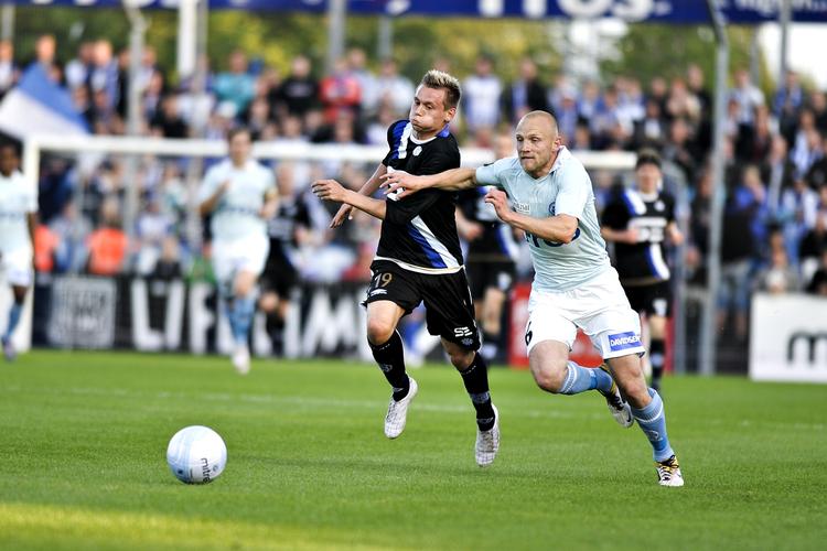 nedrykning. Esbjerg kom bedst fra start, men Sønderjyske viste den kampvilje, der skal til i bundkampe. 