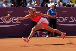 svedigt. Caroline Wozniacki kom på hårdt arbejde mod kinesiske Shuang Peng i den medrivende finale i Bruxelles. 
