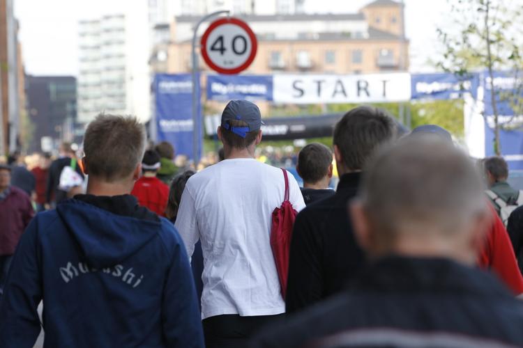 Publikum er så småt ved at ankomme. 