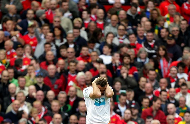 selvmål. Et selvmål af Ian Evatt var med til at sende Blackpool ud af Premier League. 