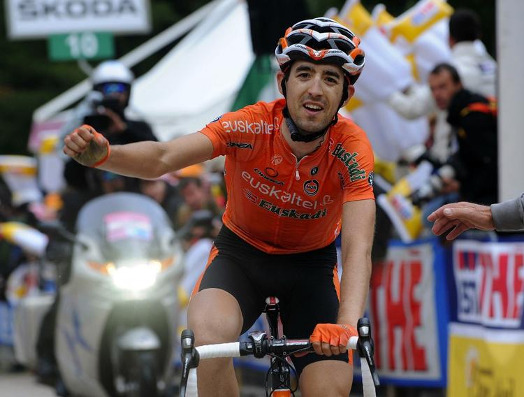 etapevinder. Alberto Contadors landsmand Mikel Nieve vandt 15. etape. 