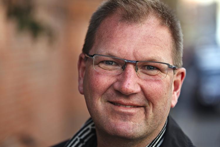 Fortid. Bo Asmus Kjeldgaard er færdig som borgmester i København. Han har trukket sig, efter at det er kommet frem, at han oftest bor hos sin kæreste på Frederiksberg. 