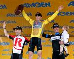 superveteran. Chris Horner (midt) fik en flot samlet sejr i Tour of California med holdkammeraten Levi Leipheimer (tv) på andenpladsen og Tom Danielson (med sin et-årige søn Steven) på tredjepladsen. 
