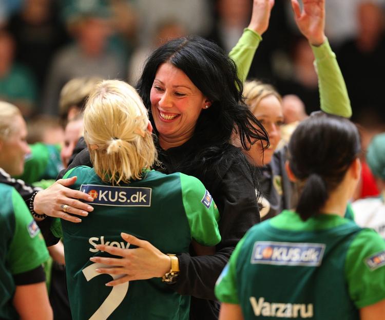 fald. Da det var bedre tider i Viborg HK: Klubben kæmpede sig igennem til Champons League-finalen. 