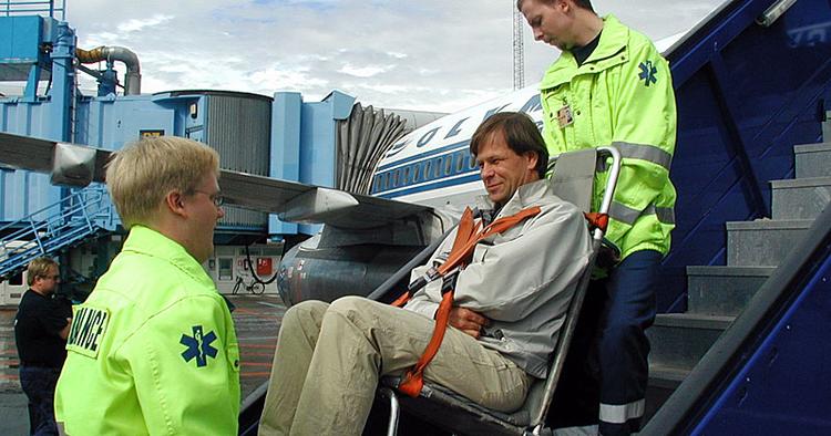 HJEMTRANSPORT. Danskere, der er kommet til skade i udlandet, kan også blive berørt af askeskyen. 