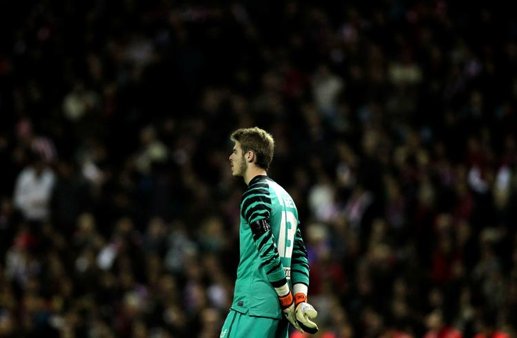 købt. David De Gea er udset til at være førstevalg i Manchester Uniteds mål, så danske Anders Lindegaard skal arbejde hårdt for at komme på holdet. 