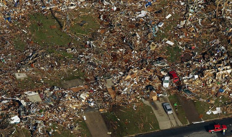 ØDELÆGGELSER. Tornadoen, der ramte Missouri i søndags, skabte de største ødelæggelser i flere årtier. 