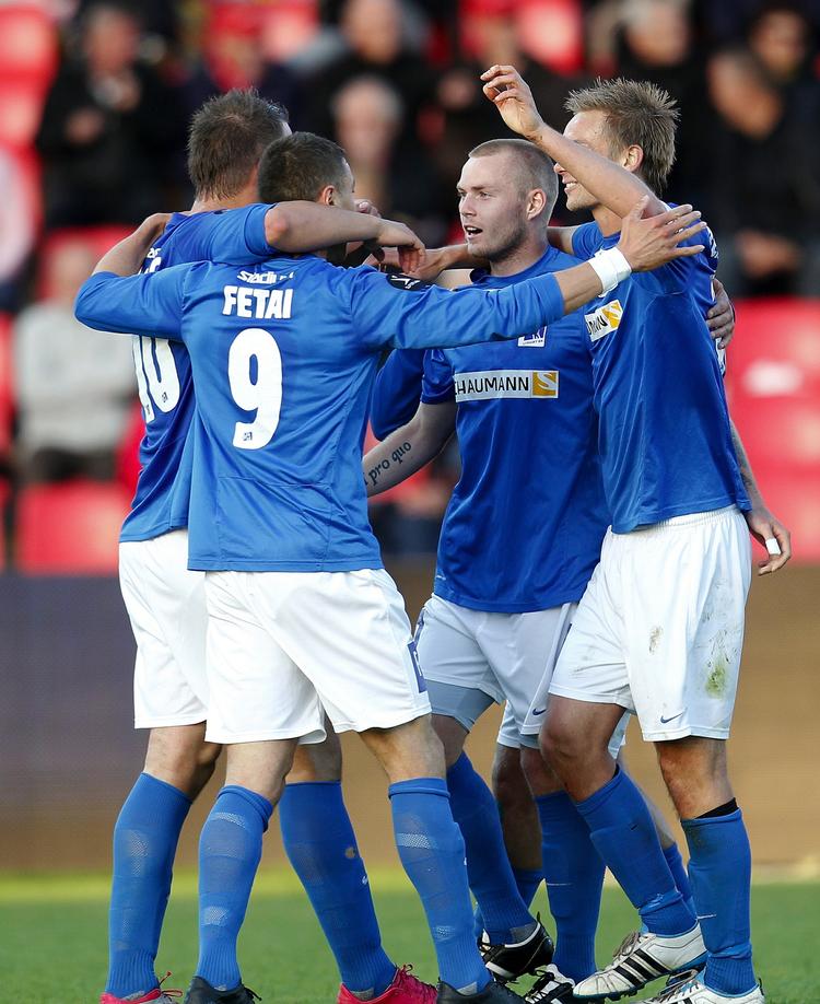 jubel. Med en sejr i Silkeborg kom Lyngby over nedrykningsstregen. 