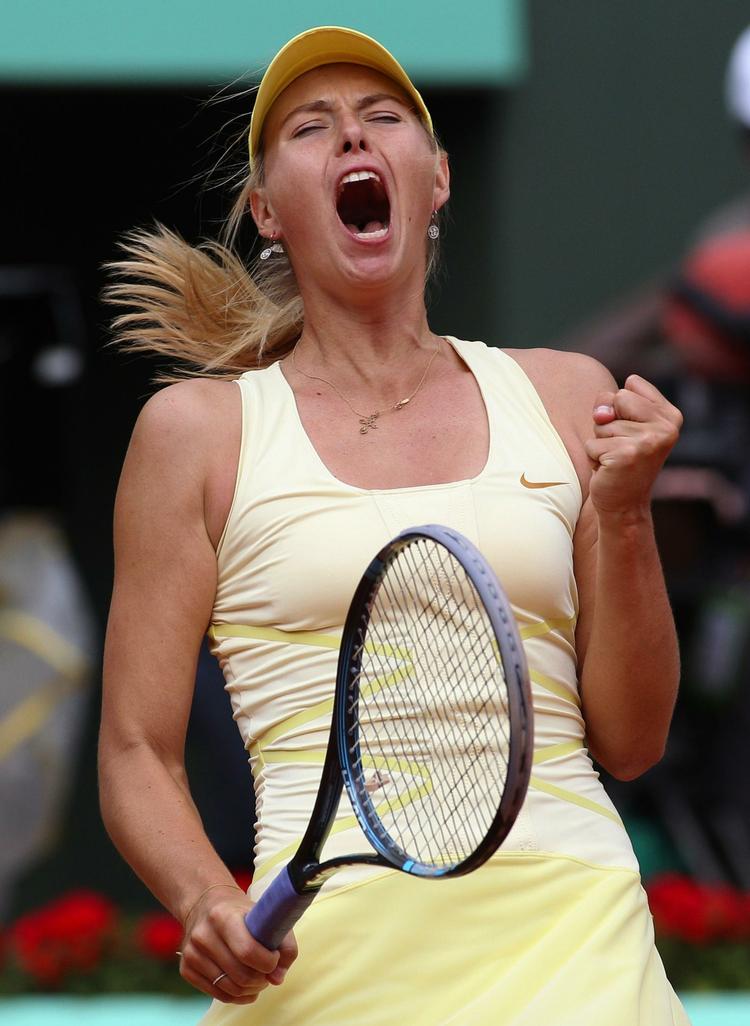 Vinder. Sharapova vandt kampen 3-6, 6-4 og 6-0 efter at have været i store problemer undervejs. 