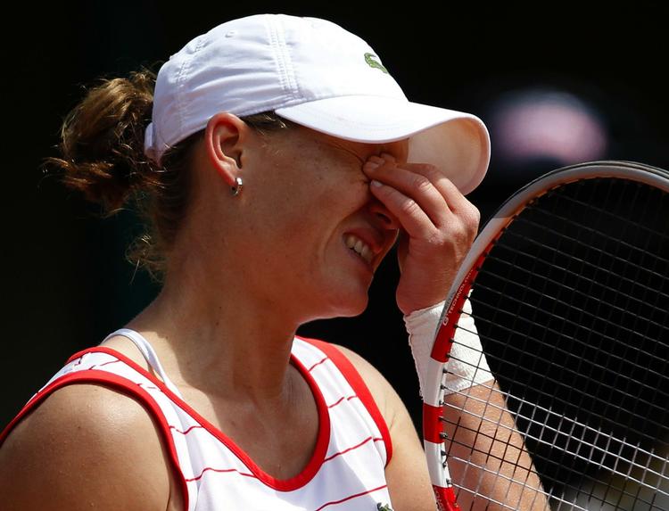 færdig. En semifinale og en finale havde Samantha Stosur nået de seneste to år, men det sker ikke i år. 