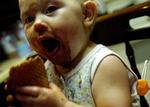 Hygge. Sukker er for mange stærkt forbundet med tanken om familie og hygge. Det er muligt, at masseproduceret slik ikke er velset, men er der tale om hjemmelavet konfekt eller luksuschokolade, ryger sukkeret sikkert ukritisk ned. 