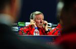 Pressemøde. Helt sikkert kommer der god fodbold«, sagde den rødmossede skotte. 
