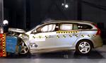 volvo-crash_28-05-2011_H9BS4S3.jpg