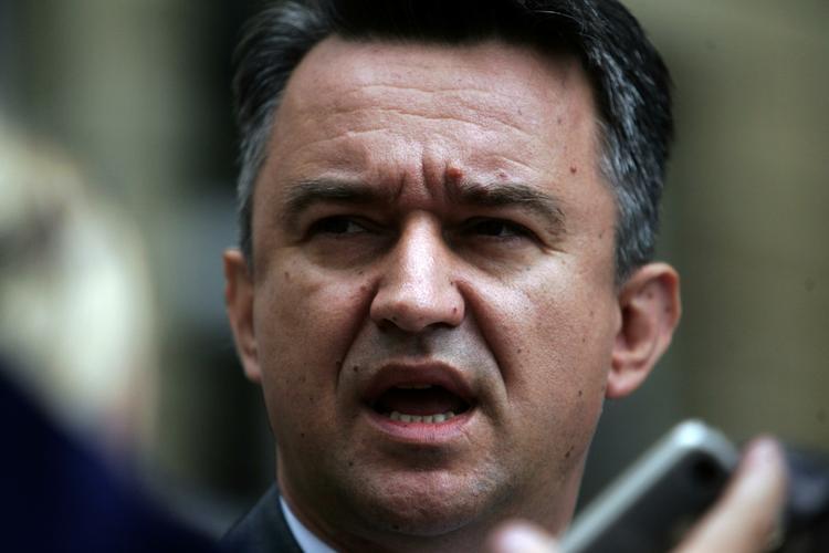 Retssag. Darko Mladic forsvarer sin far mod anklagerne om massakre. 