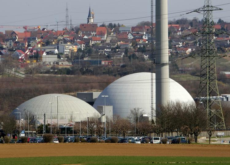 Lukket. Atomkraftværket Neckarwestheim i det sydlige Tyskland blev sammen med seks andre gamle a-kraftværker  lukket midlertidigt efter katastrofen på Fukushima Daiichi i Japan. Nu forbliver de syv værker lukket, og tysklands resterende kraftværker lukkes ned senest i 2022. 