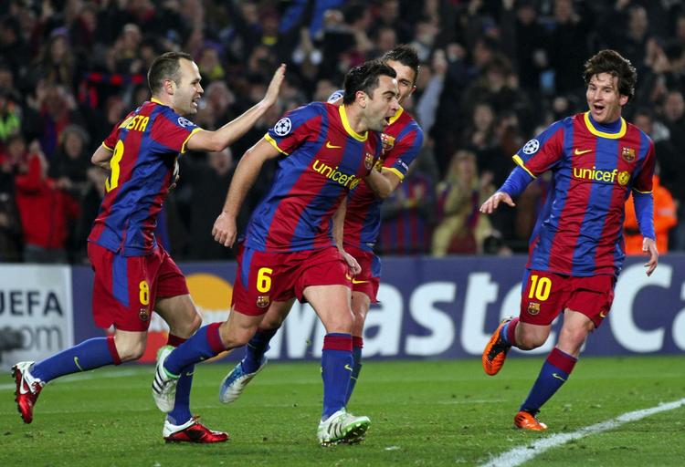 Trekløver. Ifølge den danske landstræner gør  (fra venstre) Andres Iniesta, Xavi Hernandez og Lionel Messi holdet fra FC Barcelona til »historiens bedste«. 