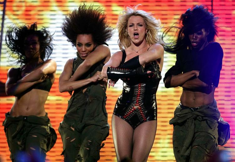 Stort. Britney Spears spillede i 2009 i Parken med masser af kostumeskift, assisteret af 50 dansere og cirkusartister. 