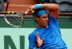Kamp. Verdens nummer et, Rafael Nadal, måtte ud på gruset og kæmpe for sejren. 