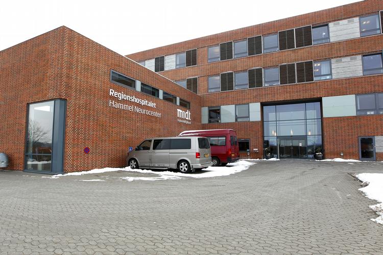 Udskrevet. Hammel Neurocenter er ikke længere to af de kæntrede efterskoleelevers hjem. 