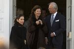 Kongeligt. Kronprinsesse Mary, den svenske dronning Silvia og kong Carl Gustaf på Fredensborg, da dronning Margrethe sidste år fyldte 70. 