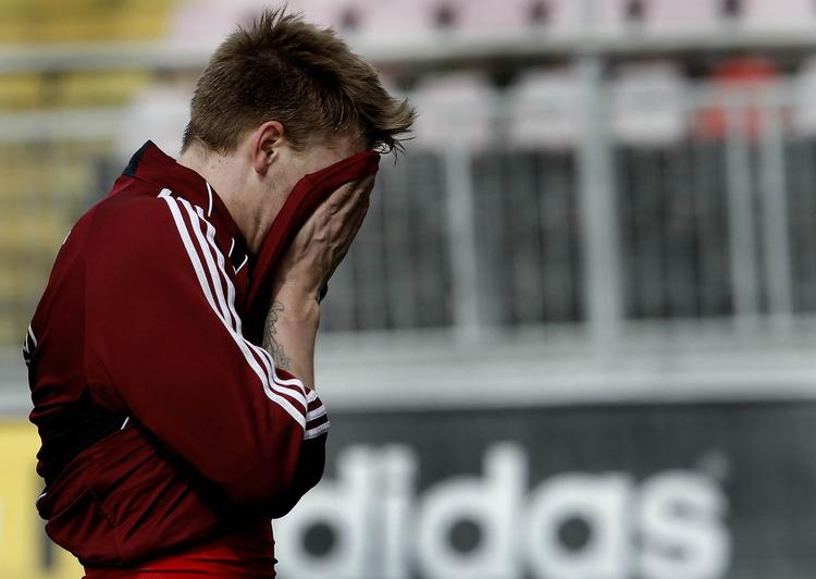Træning. Nicklas Bendtner går på måljagt i en slovakisk provinsby i aften. Han har ikke scoret på landsholdet siden 2-1-sejren ved VM over Cameroun. 
