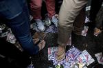 Gademøg. Titusinder ventes at flokkes i Københavns gader fra torsdag til søndag, når Distortion brager løs. I år er festivalen godt rustet til at klare svineriet efter gæsterne. 