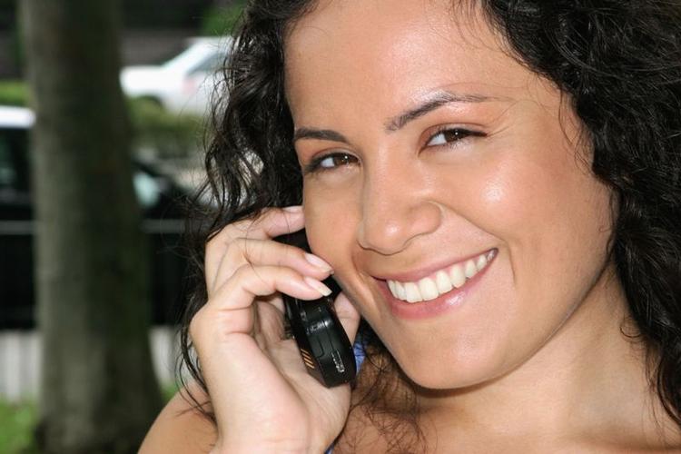 HÅNDFRI. Kræftens Bekæmpelse anbefaler, at man altid bruger et håndfri sæt til sin mobiltelefon. 