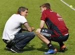 stjernerne. På det danske landshold er Premier League-spillerne Daniel Agger og Nicklas Bendtner de store stjerner, men mod Island er kun Bendtner med for Danmark. 