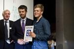 hædret. Et håndtryk fra Kronprins Frederik og en tredjeplads blev det til for Lasse Norman Hansen ved Årets Fund-kåringen i december. 