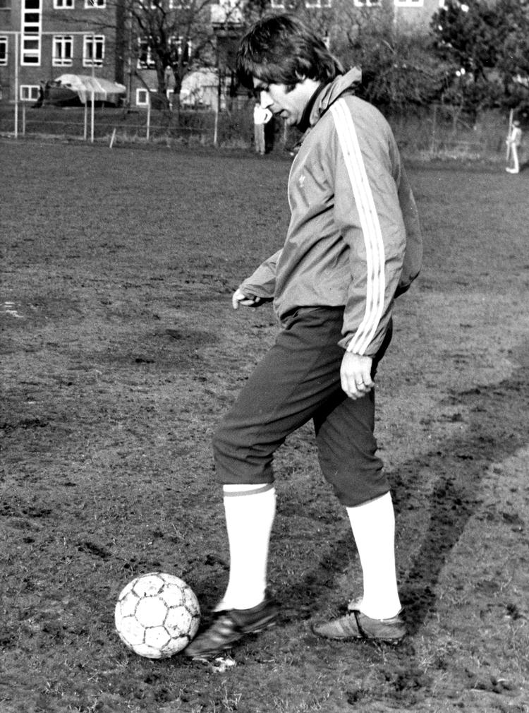 1981. Farmand Finn og resten af familien Laudrup var flyttet til Brøndbyerne i 1970'erne. I de kommende år var de med i den lokale klubs fantastiske udvikling fra seriefodbold til danmarksmesterskaber. 