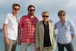 Udsættelse. Duran Duran så ud til at være i fin form under Cannes-festivalen, men siden har Simon Le Bon fået problemer med stemmen. Nu bliver bandets europaturne udsat, og det gå også ud over danske fans. 