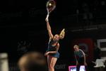 Verdensklasse. Verdens bedste tennisspiller Caroline Wozniacki er i kamp i Farum. Overværet af WTA's præsident Stacey Allaster. 