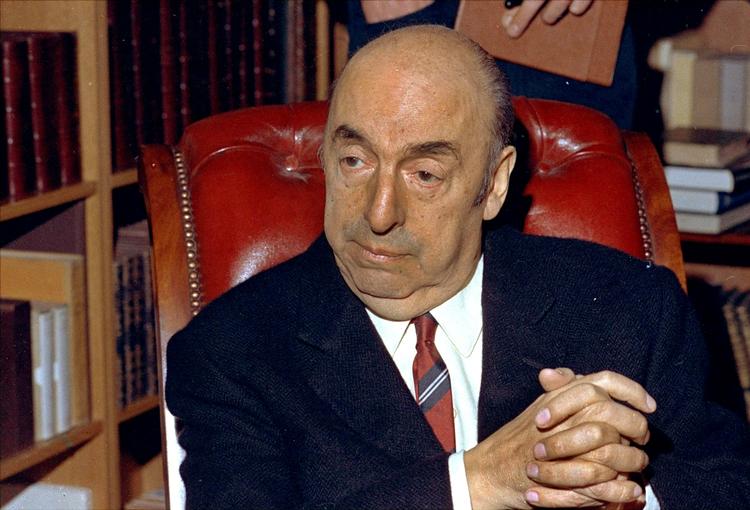 Nye oplysninger indikerer, at Pinochets regime slog Neruda ihjel, fordi man var bange for, at han med base i Mexico ville stable en ny chilensk opposition på benene. 