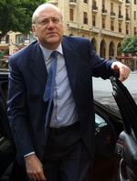 Regeringsskifte. Libanons premierminister, Najib Mikati, har præsenteret en længe forsinket regering, som er domineret af det iransk-støttede Hizbollah og dets allierede. 