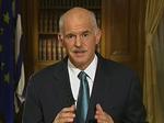 Tale. »I morgen vil jeg danne en ny regering og vil omgående bede om en tillidsafstemning i parlamentet«, siger Papandreou i en tv-transmitteret tale 