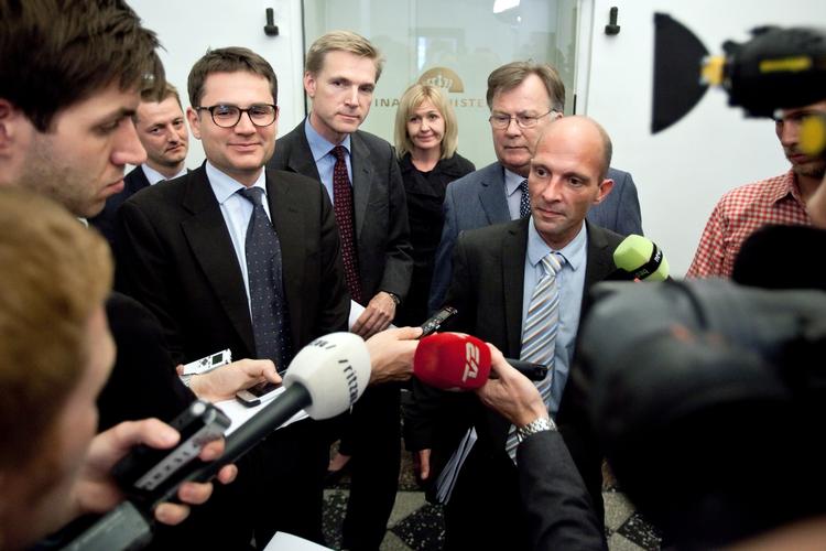 Forhandlinger. Per Ørum Jørgensen (t.h.) har flere gange haft en central rolle i forårets forhandlinger med regeringstoppen. 