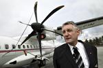Flyvning. Kaptajn Jørgen Nielsen og de øvrige kolleger hos Cimber Sterling får formentlig snart ny - østeuropæisk - ejer. 