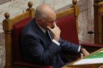 Bekymring. Grækenlands premierminister George Papandreou ventes i dag at omdanne sin regering for bedre at klare sit lands krise. 