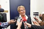 Betalt. Pia Christmas-Møller siger, at hun også fik penge til hjerneskadede som  betaling for at stemme for regeringens 2020-plan. 