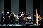 gruppe. Det italienske  orkester Il Giardino Armonico var mødt frem med otte musikere og sopranen  Roberta Invernizzi til deres første koncert i Danmark. 