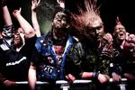 Hår(dt). Dødsmetalfestivalen Copenhell lokkede 8.000 metalheads ud på Refshaleøen i weekenden. Efter to dage med headbanging, hornet og hårde guitarer sluttede festen i et blodigt finaleshow lørdag aften. 