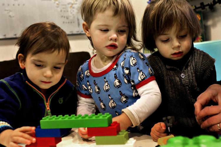 Talesprog. Danske børn er væsentligt langsommere end deres små kolleger i andre lande, når det gælder om at opbygge et ordforråd. 