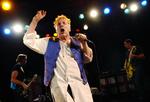 Overlevelse. Sex Pistols, som ses her på billedet, findes ikke længere. I stedet kæmper forsanger Johnny Rotten nu for sit andet bands overlevelse. 